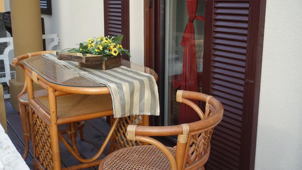 Feszek Fogado - Pension Nest Mosonmagyarovar Luaran gambar