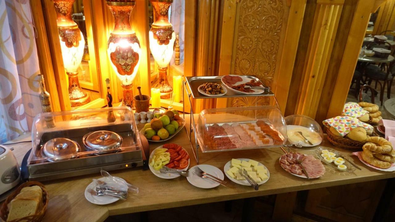 Feszek Fogado - Pension Nest Mosonmagyarovar Luaran gambar